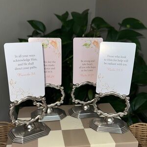 Southern Living At Home Silver Place Card Holder or picture holder 🖤